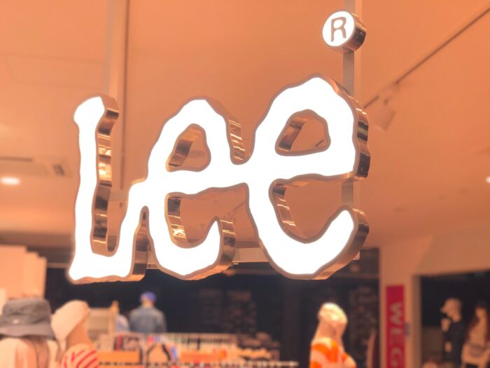 Lee