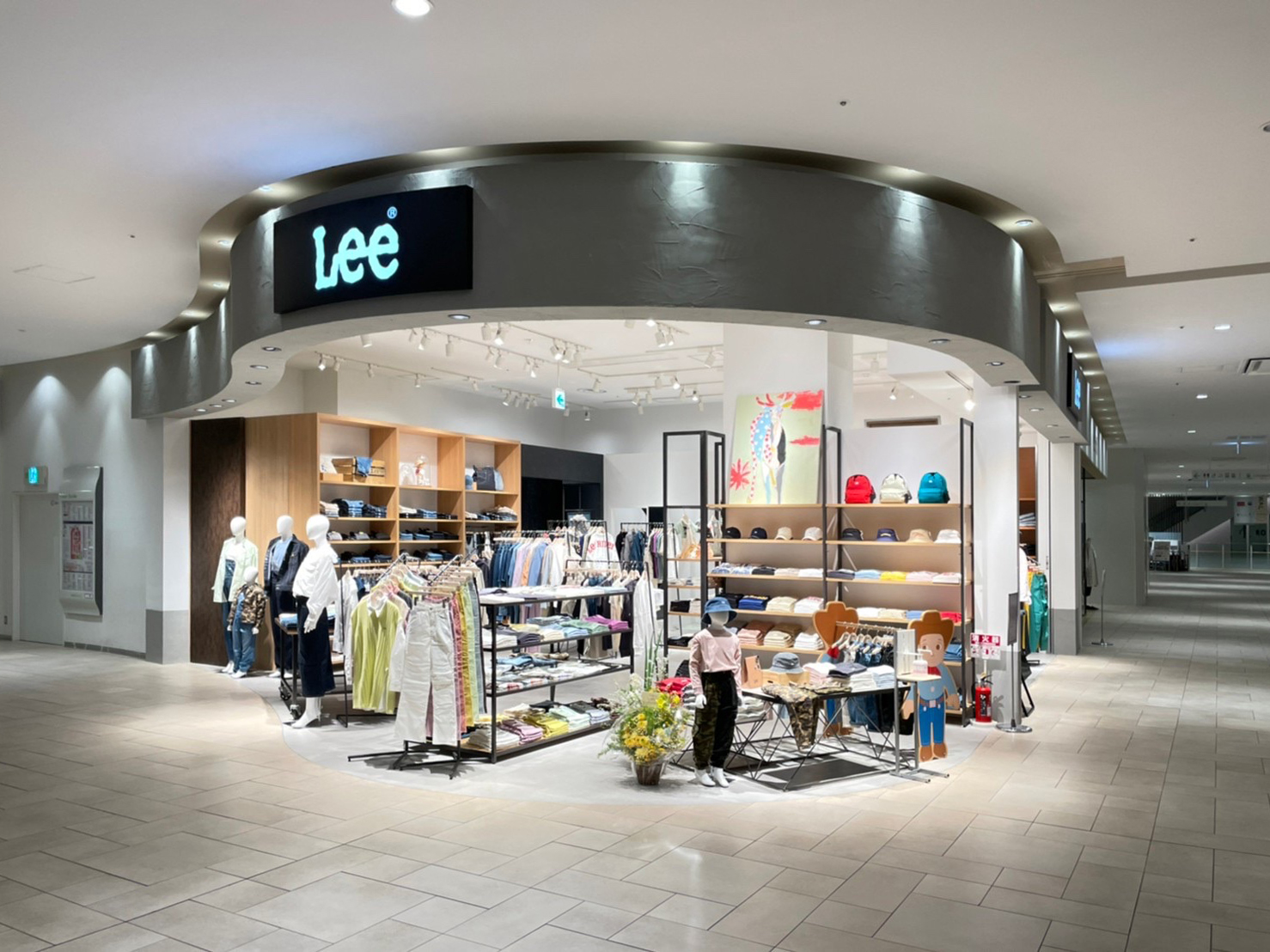 Lee 販促品　店舗　インテリア 01.jpg
