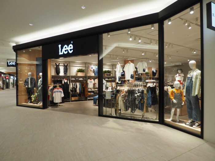 Lee OUTLET