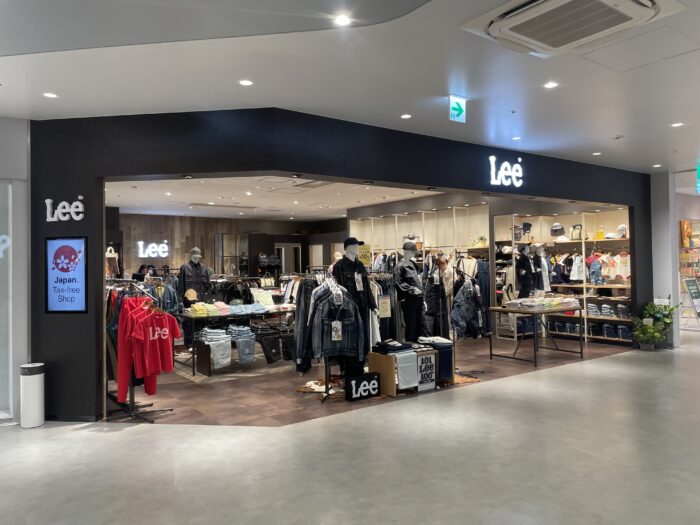 Lee
